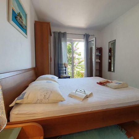 Luka'S House - Zf Hvar ฮวาร์ ภายนอก รูปภาพ