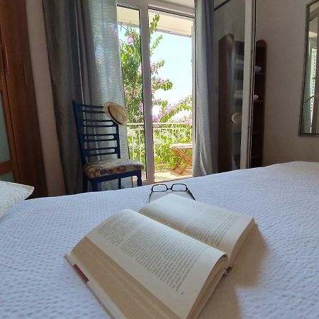 Luka'S House - Zf Hvar ฮวาร์ ภายนอก รูปภาพ