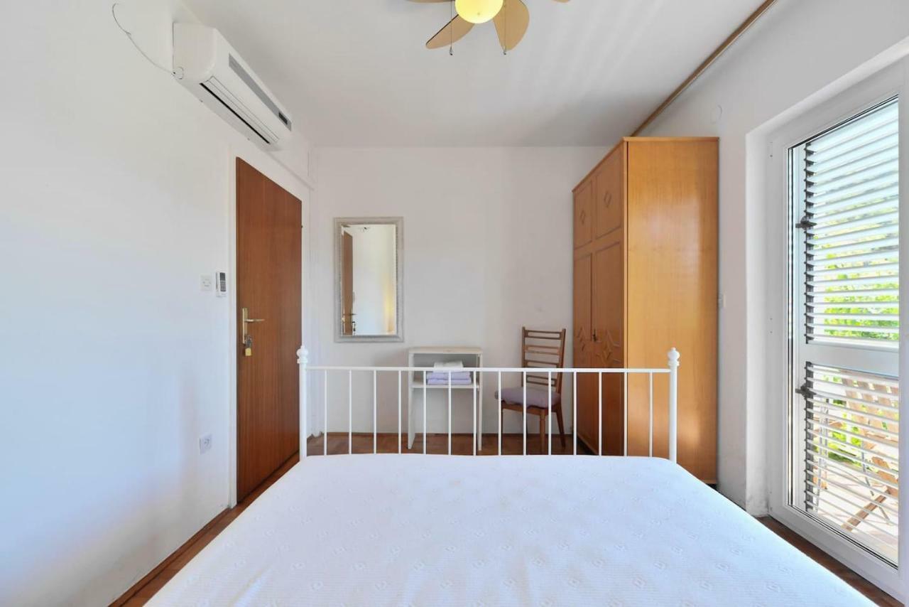 Luka'S House - Zf Hvar ฮวาร์ ภายนอก รูปภาพ