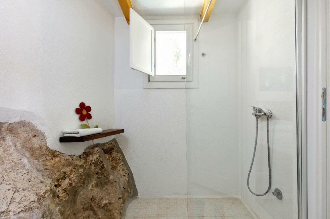 Luka'S House - Zf Hvar ฮวาร์ ภายนอก รูปภาพ