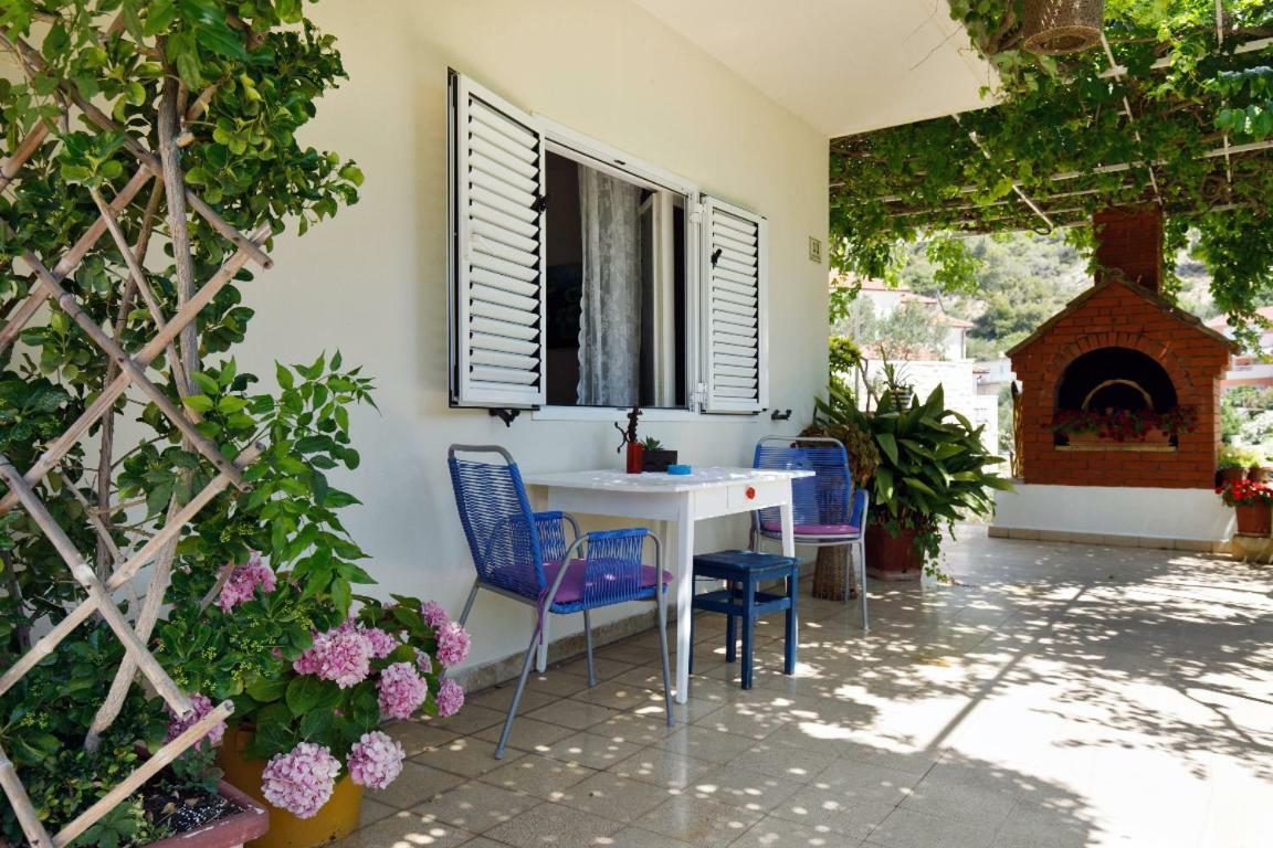 Luka'S House - Zf Hvar ฮวาร์ ภายนอก รูปภาพ