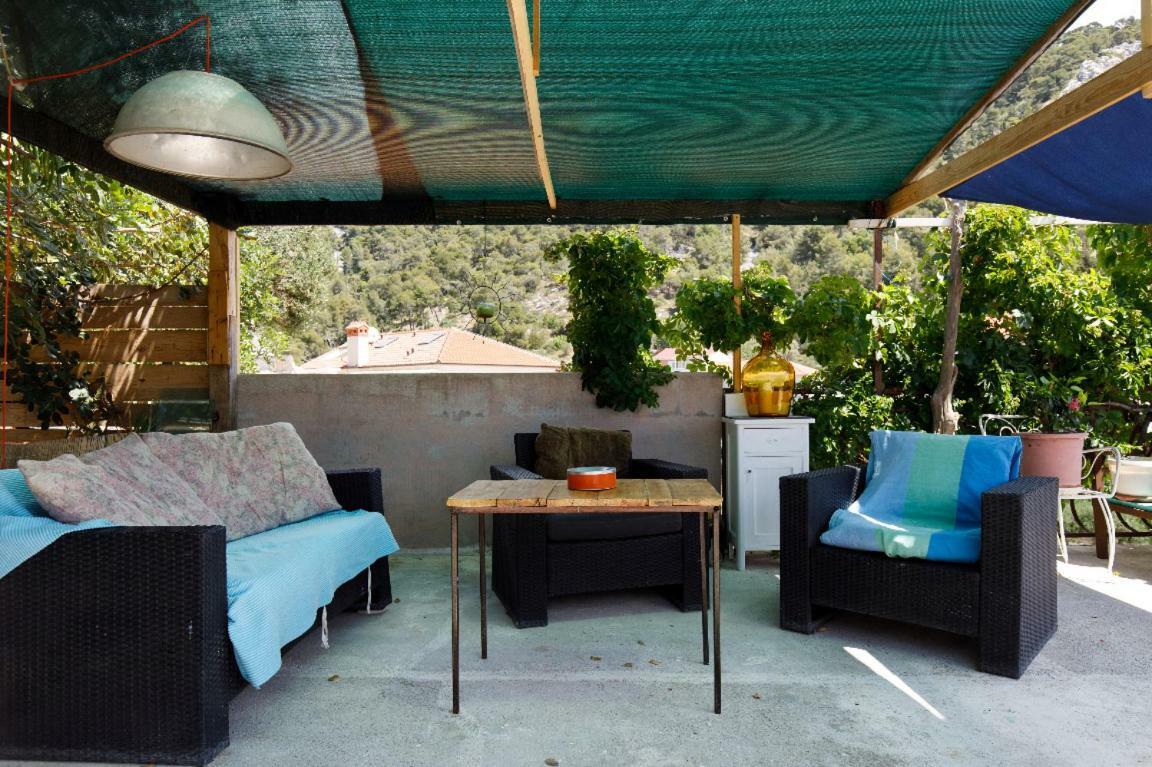 Luka'S House - Zf Hvar ฮวาร์ ภายนอก รูปภาพ