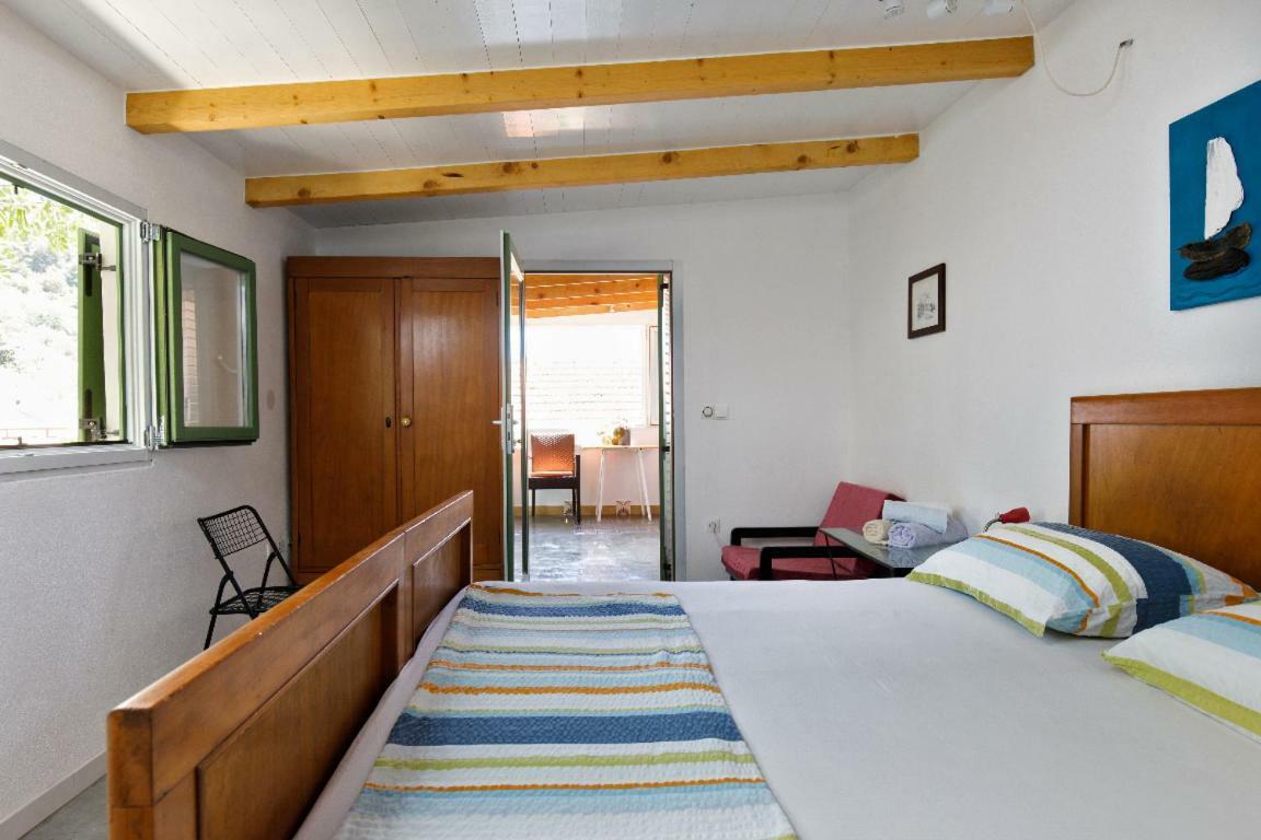 Luka'S House - Zf Hvar ฮวาร์ ภายนอก รูปภาพ