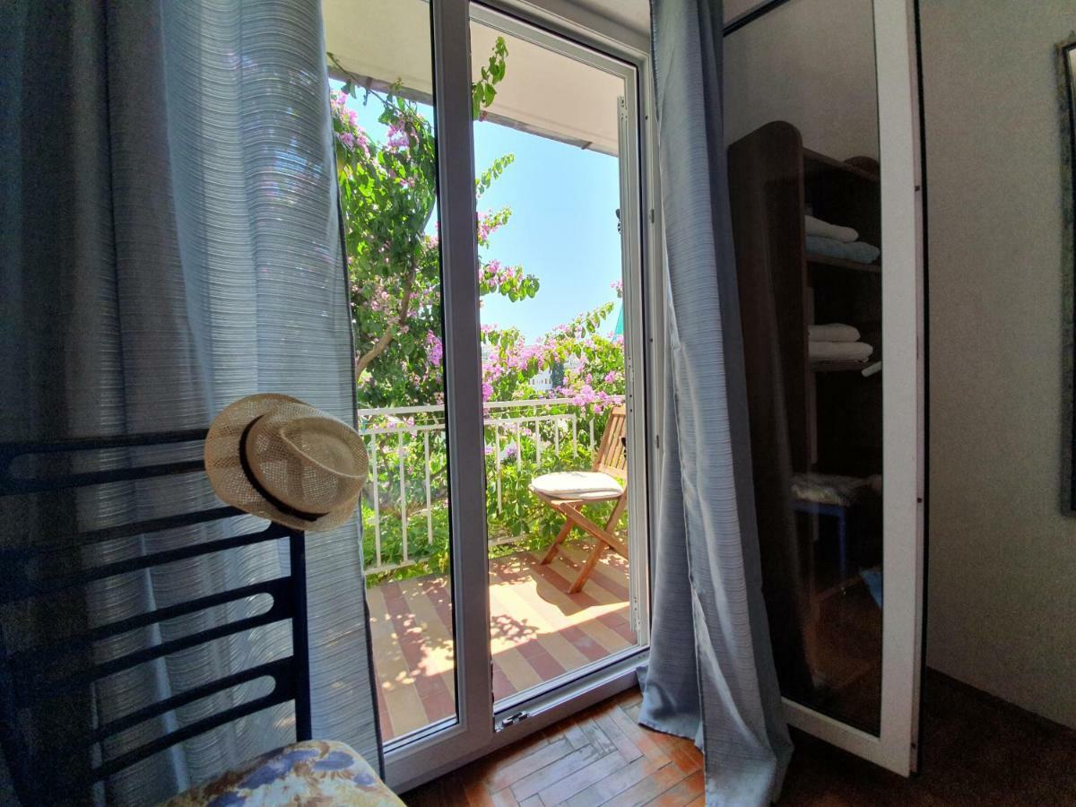 Luka'S House - Zf Hvar ฮวาร์ ภายนอก รูปภาพ